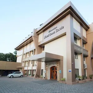 Super Townhouse Dona Castle Hotel Kollam